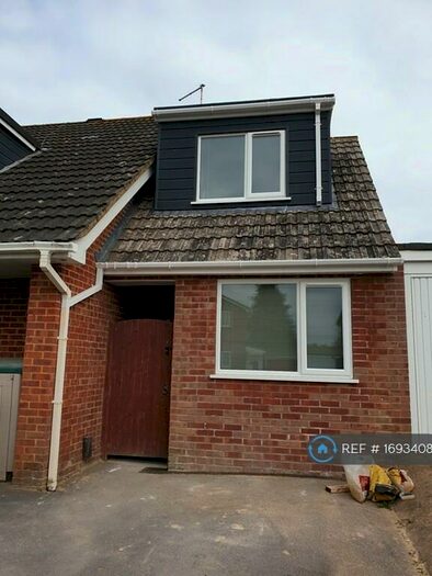 1 Bedroom Flat To Rent In Verity Crescent, Poole, BH17