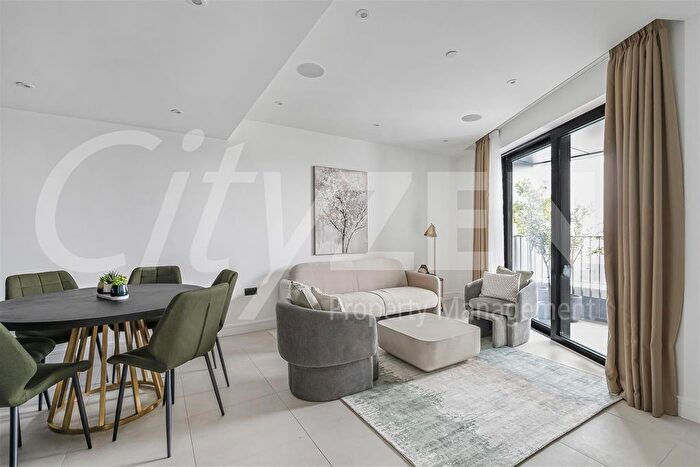 2 Bedroom Flat To Rent In One Linear Place, Ponton Road, London, SW11