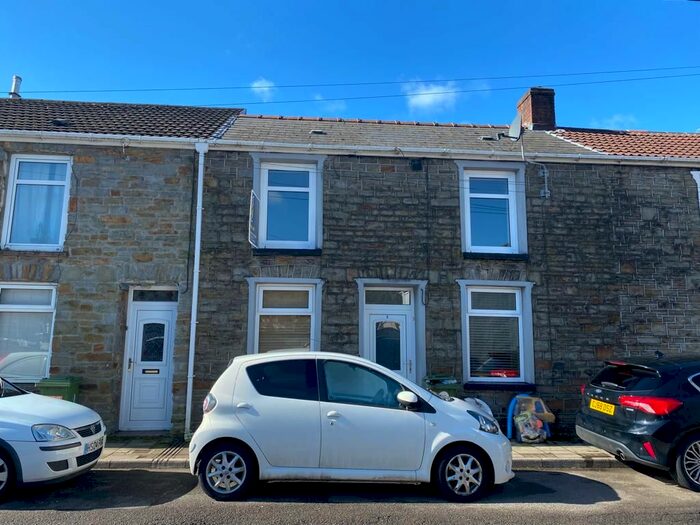 3 Bedroom Terraced House To Rent In High Street, Mountain Ash, CF45