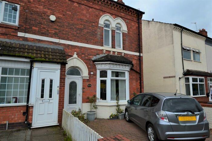 Studio To Rent In Pershore Road, Selly Park, B29