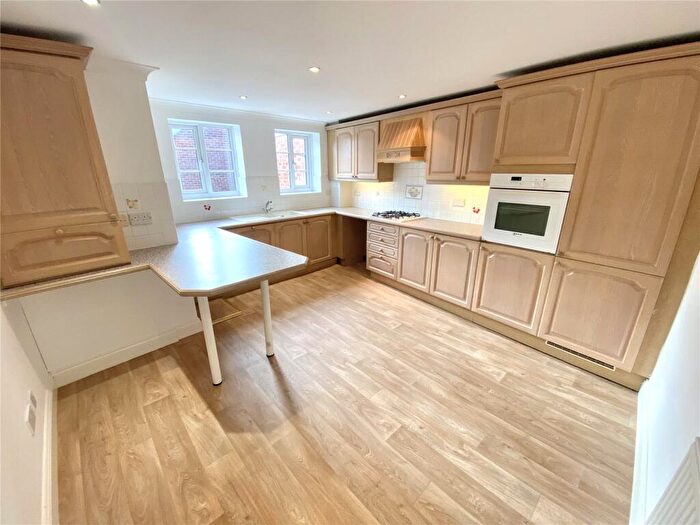 2 Bedroom Apartment To Rent In Lake View Manor, Lake Grove Road, New Milton, Hampshire, BH25