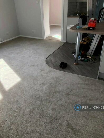 1 Bedroom Flat To Rent In Nash Close, Hatfield, AL9