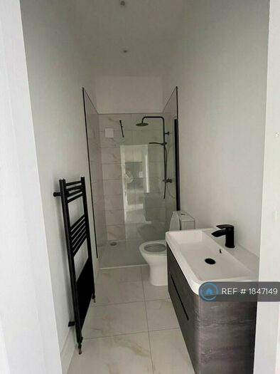 2 Bedroom Flat To Rent In Ashville Road, Birkenhead, CH41