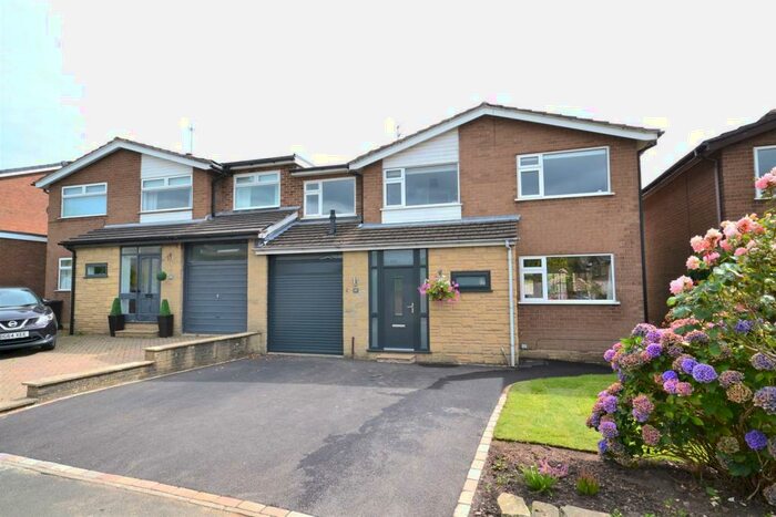 4 Bedroom Link Detached House For Sale In Millers Meadow, Rainow, Macclesfield, SK10