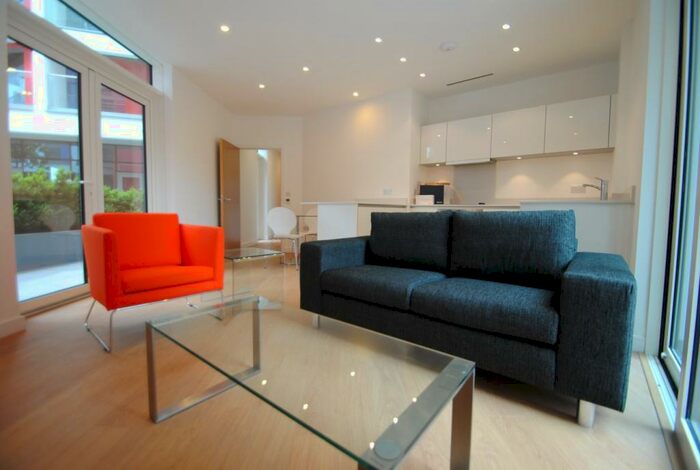 1 Bedroom Apartment To Rent In Rossetti Apartments, Saffron Central Square, Croydon, CR0
