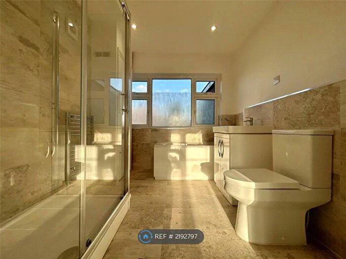 Studio To Rent In Reading Road, Winnersh, Wokingham, RG41