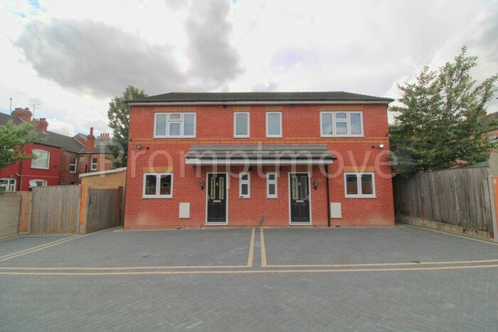 3 Bedroom Property To Rent In Holland Road, Luton, LU3