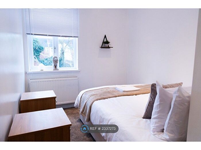 4 Bedroom Terraced House To Rent In Owen Road, Wolverhampton, WV3