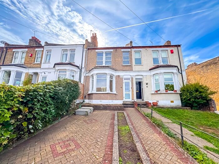 3 Bedroom Terraced House For Sale In Nithdale Road, Shooters Hill, London, SE18