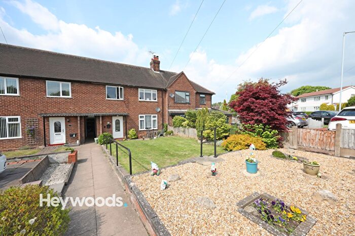 3 Bedroom Town House For Sale In Clare Avenue, Bradwell, Newcastle-Under-Lyme, ST5