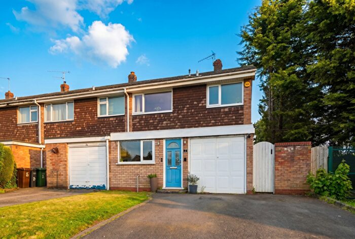 3 Bedroom End Of Terrace House For Sale In Fieldon Close, Shirley, B90
