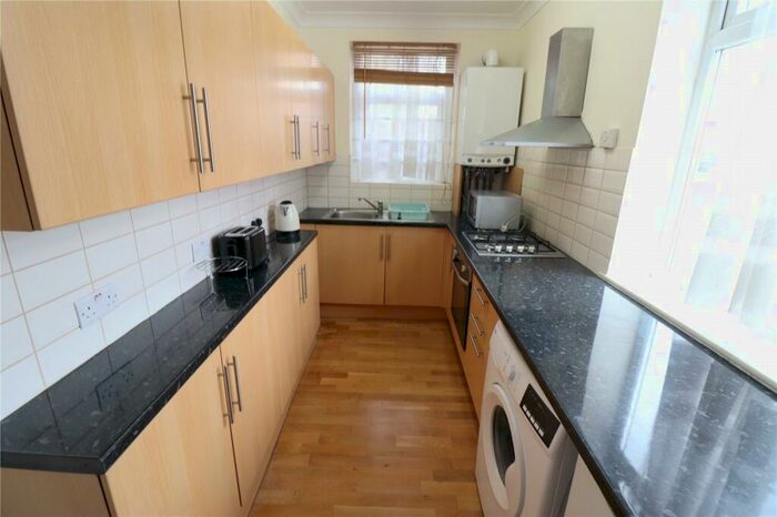 1 Bedroom Apartment To Rent In Colin Park Road, Colindale, London, NW9
