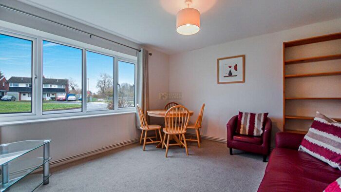 2 Bedroom Flat To Rent In Arosa Drive, Birmingham, B17