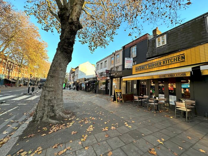 1 Bedroom Flat To Rent In Chiswick High Road, Chiswick, London, W4