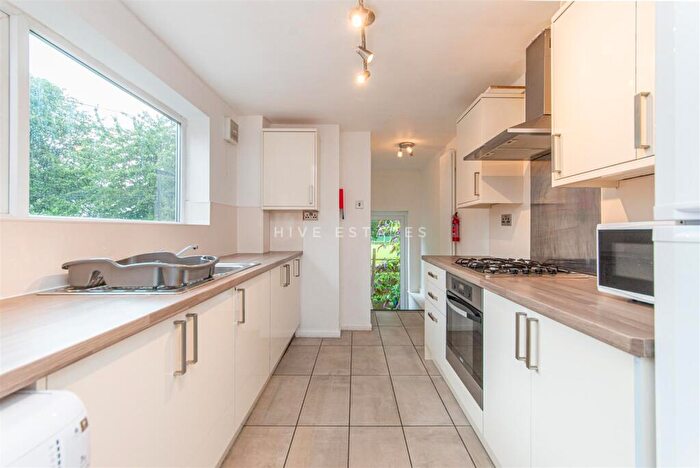 6 Bedroom Maisonette To Rent In Greystoke Avenue, Sandyford, Newcastle Upon Tyne, NE2