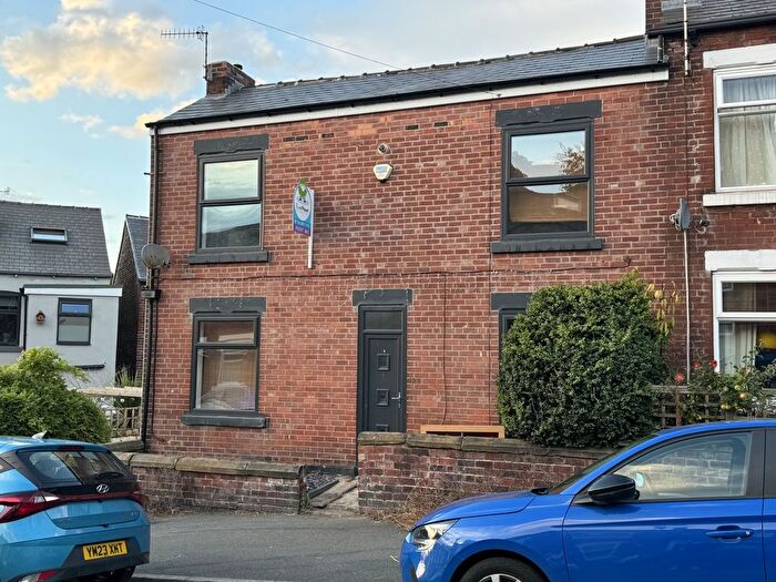 3 Bedroom End Of Terrace House To Rent In Valley Road, Sheffield, South Yorkshire, S8