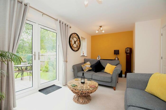 2 Bedroom Semi-Detached House For Sale In Yeats Road, Stratford-Upon-Avon, CV37