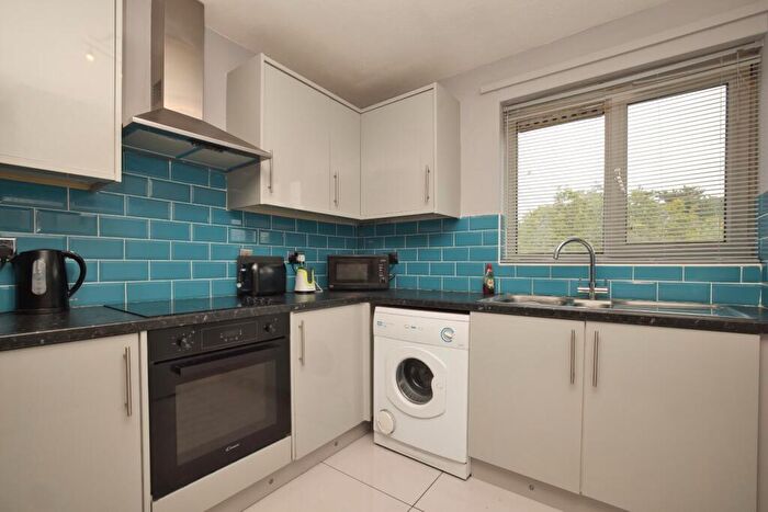 1 Bedroom Flat For Sale In Clements Road, Ramsgate, CT12