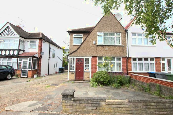 3 Bedroom Semi-Detached House To Rent In Derwent Gardens, Wembley, HA9