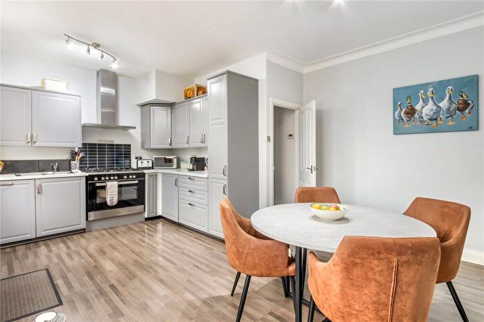 3 Bedroom Semi Detached House To Rent In Boreham Road, London, N22