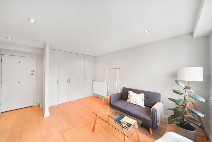 Studio To Rent In Sloane Avenue Mansions, Chelsea, SW3