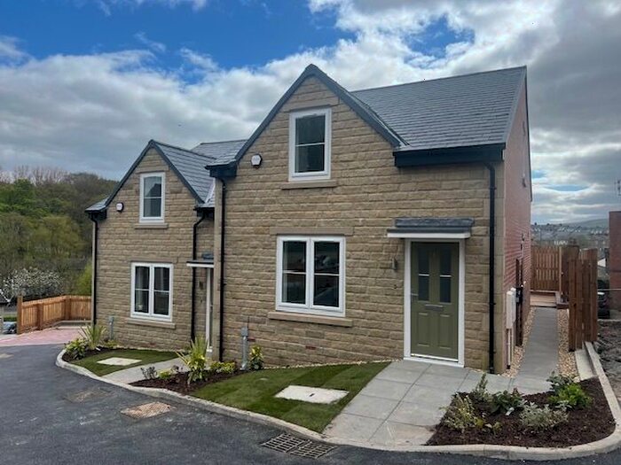 2 Bedroom Semi-Detached House To Rent In Curtis Street, Rawtenstall, Rossendale, BB4