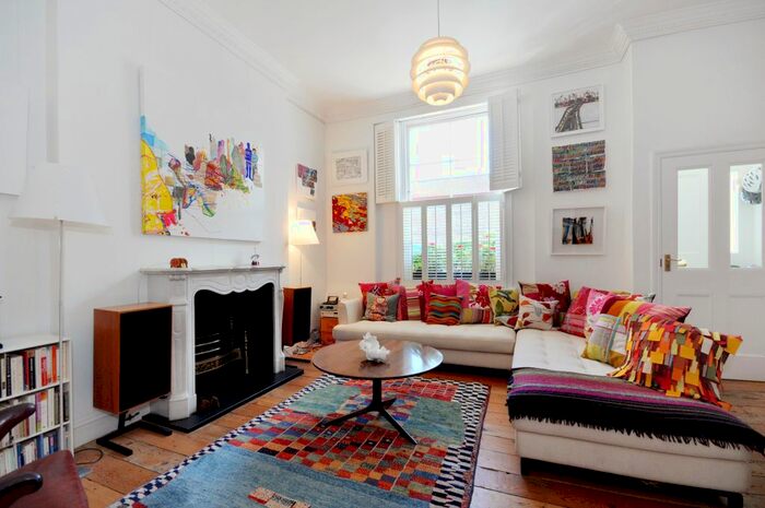 5 Bedroom Flat To Rent In Cumberland Street, London, SW1V