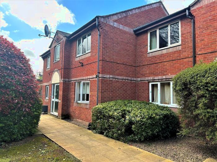 1 Bedroom Flat To Rent In Vine Court, St. Pauls Road, Cheltenham, GL50