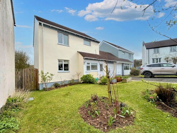 3 Bedroom Link Detached House For Sale In Manor Close, Crackington Haven, Bude, EX23