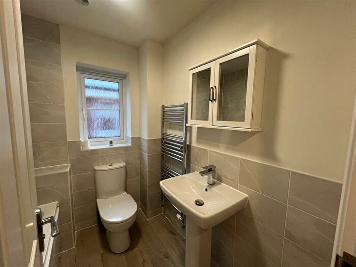 2 Bedroom End Of Terrace House To Rent In Sundial Close, Liverpool, L23