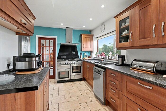 3 Bedroom Detached House For Sale In Fairlawn Drive, East Grinstead, West Sussex, RH19