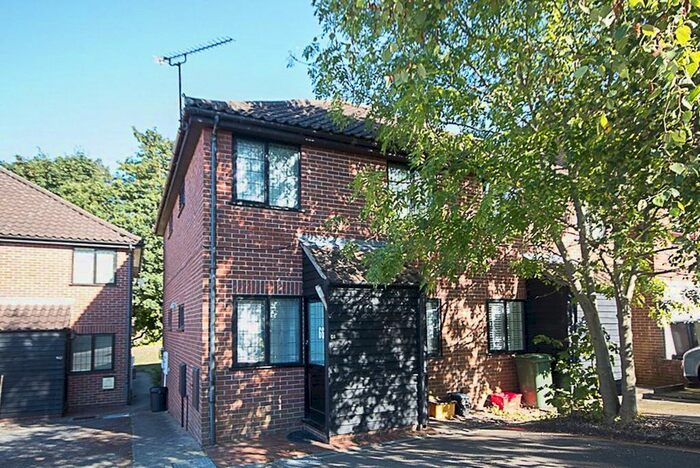 1 Bedroom Property To Rent In Warley Mount, Warley, Brentwood, CM14