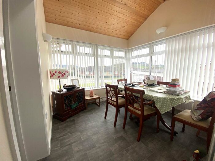 3 Bedroom Bungalow To Rent In Castle Park, Hemyock, Cullompton, EX15