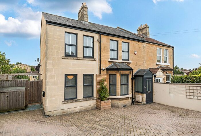 4 Bedroom Semi Detached House For Sale In Kingsway, Bath, Somerset, BA2