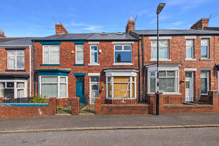 4 Bedroom Terraced House For Sale In Farnham Terrace, High Barnes, Sunderland, SR4