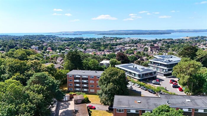 2 Bedroom Apartment To Rent In Mount Road, Poole, BH14