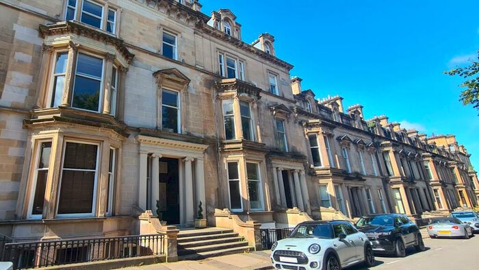 2 Bedroom Flat To Rent In Devonshire Terrace, Hyndland, G12