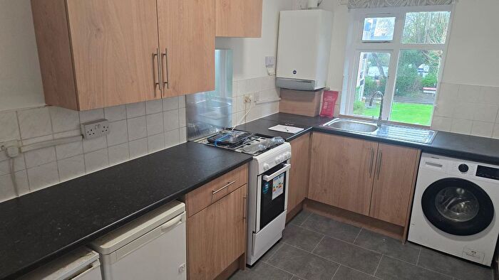 2 Bedroom Flat To Rent In Albert Road, Leicester, LE2