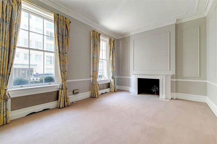 1 Bedroom Flat To Rent In Chesham Street, London, SW1X