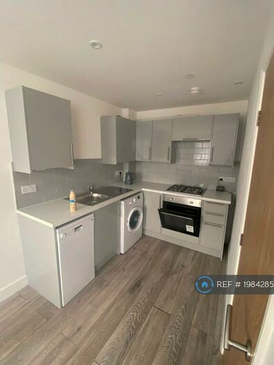 2 Bedroom Terraced House To Rent In F Western Road, Bletchley, MK2