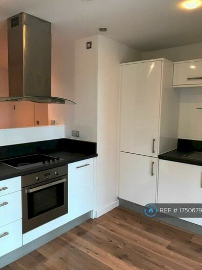 2 Bedroom Flat To Rent In Porter Brook House, Sheffield, S11