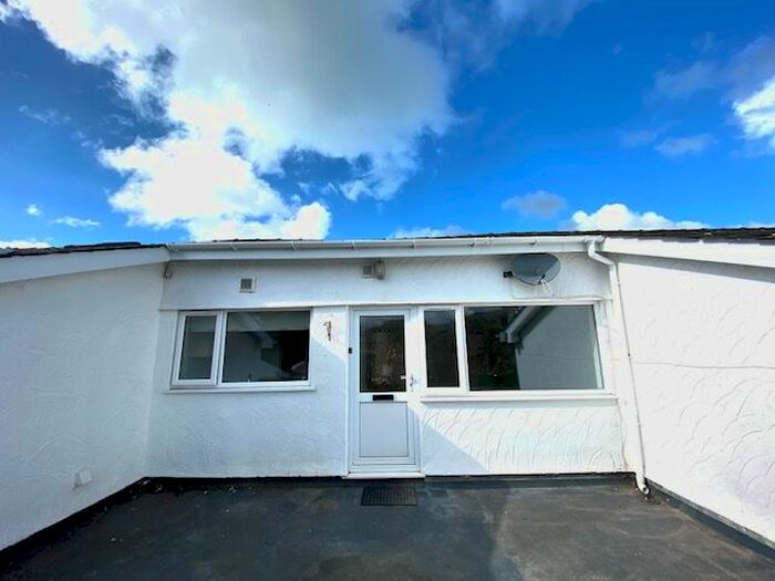 2 Bedroom Flat To Rent In Mulcair House, Ffordd Penmynydd, Llanfairpwllgwyngyll, LL61