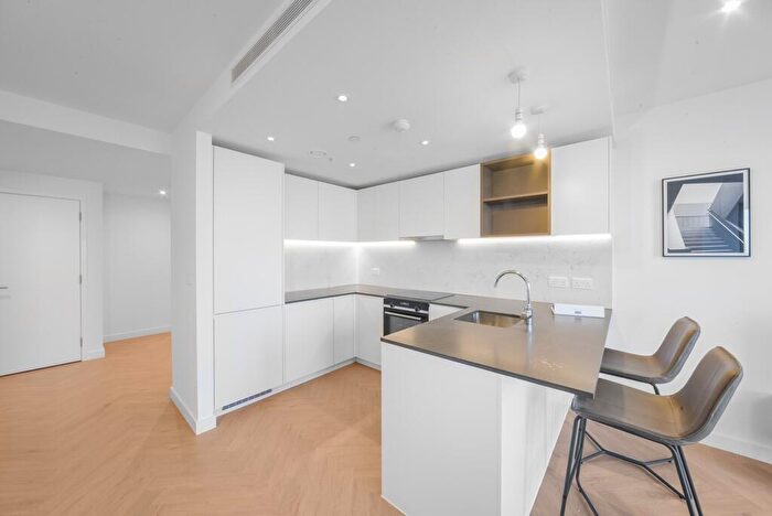 1 Bedroom Apartment To Rent In One Thames Quay, Canary Wharf, E14