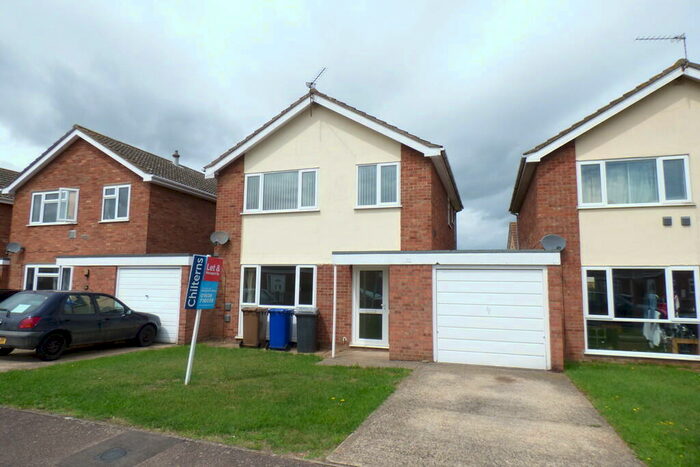 3 Bedroom Detached House To Rent In Blackbird Road, Beck Row, IP28