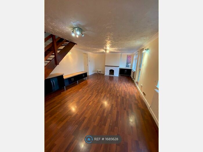 2 Bedroom Detached House To Rent In Ramsey Road, Peterbrough, PE26