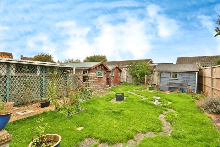 2 Bedroom Detached Bungalow For Sale In Dunnetts Close, Ashill, Thetford, IP25