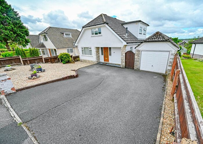 4 Bedroom Property For Sale In The Vineries, Wimborne, BH21