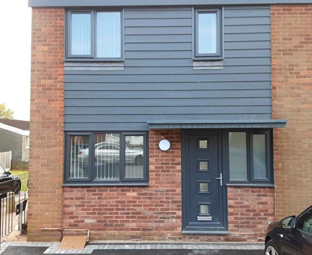 3 Bedroom End Of Terrace House To Rent In Cradley Croft, Handsworth, B21