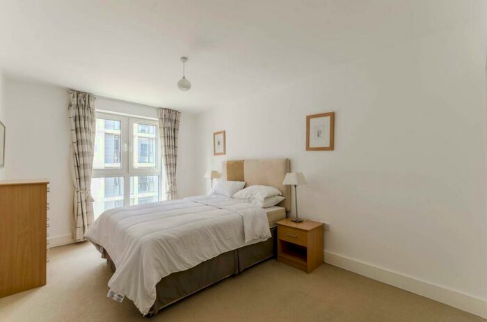 1 Bedroom Flat To Rent In Pepys Street, City, London, EC3N