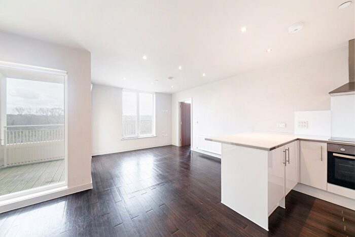 1 Bedroom Flat To Rent In London Rd, Norbury, London, SW16